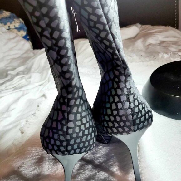 AZELIA WANG Bootie Size 10 New without tag. - Picture 4 of 9